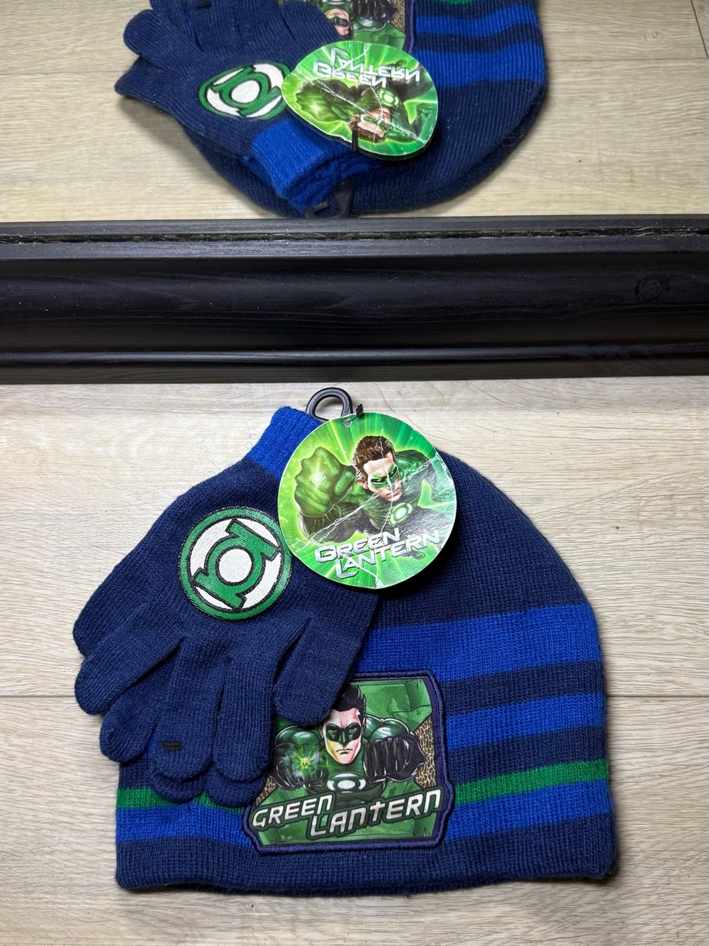 New Y2K 2000s Kids Green Lantern Striped Beanie & GL Logo On Gloves 3 Piece Set